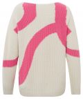 Jacquard sweater met boothals en lange mouwen in de kleur offwhite.