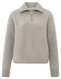 Boucle sweater van het merk Yaya met geribde hoge kraag met ritssluiting in de kleur grijs.