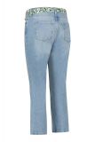 Spijkerbroek met 7/8 lengte en strikceintuur in de kleur light jeans blue.