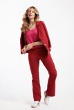 Travel blazer van stevig travel kwaliteit met faux klepzakken van het merk Studio Anneloes in de kleur rood.