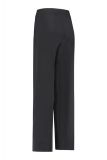Travelbroek met rechte, wijde pijp, elastieken tailleband en faux paspelzakken aan de voorkant in de kleur zwart.