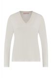 T-Shirt met lange mouwe en V-hals van het merk Studio Anneloes in de kleur off white.
