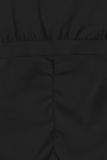 Zwarte traveljurk met V-hals en lange geplooide mouwen van het erk Studio Anneloes in de kleur zwart.