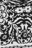 Satin top met all over ornament print, watervalhals en kruisbandjes van het merk Studio Anneloes in de kleur wit/zwart.