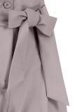 High waist travel broek met wijde pijpen, steekzakken en elastische tailleband met strikceintuur van het merk Studio Anneloes in de kleur taupe.