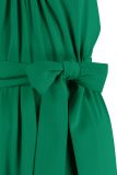 Traveljurk van het merk Studio Anneloes met smalle bandjes,  sweetheart halslijn en self fabric strikceintuur in de kleur groen. 