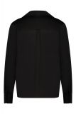 Satinlook blouse van het merk Studio Anneloes met knoopsluiting, puntkraag en lange mouwen met manchetten in de kleur zwart.