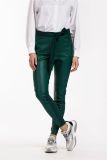 Slimfit broek van het merk Studio Anneloes met faux leather voorkant en travelstof achterkant in de kleur donker groen.