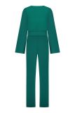 Travel jumpsuit van het merk Studio Anneloes met overslag, lange wijde mouwen en rechte wijde broekspijpen in de kleur dark green.