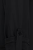 Travelblazer van het merk Studio Anneloes met reverskraag, faux klepzakken en lusje waarmee de mouwen vastgezet kunnen worden in de kleur zwart.