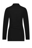 Travelblouse van het merk Studio Anneloes met blousekraag, lange mouwen en twist in de taille in de kleur zwart.