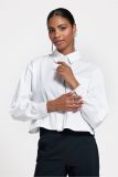 Cropped blouse met borstzak, lange mouwen en klassieke kraag van het merk Studio Anneloes in de kleur wit.