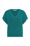 Crochet top met V-hals, korte batwingmouw en regular fit van het merk Studio Anneloes in de kleur smaragd.