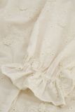 Broderie blouse van het merk Fabienne Chapot met ruches en blinde knoopsluiting in de kleur warm white,