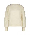 Pullover van het merk Fabienne Chapot met ronde hals en all-over gebreide harten in de kleur off white.