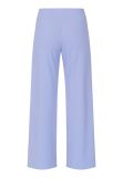 Comfortabele broek van het merk Sisters Point met elastieken tailleband en wijde pijpen in de kleur bell blue.