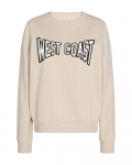 Sweater van het merk Freequent met de tekst West Coast op de voorkant in de kleur moonbeam.