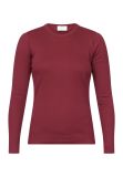 Basic top met ronde hals en lange mouwen van het merk Sisters Point in de kleur bordeaux.