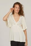 17282 INZA-TOP Blousetop met V-Hals - Cream/Bamboo