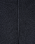 Fijnbrei trui van het merk Freequent met V-hals, lange mouwen en geschulpte randen in de kleur salute.