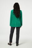 Corduroy blazer van het merk Fabienne Chapot met opgestikte zakken, een reverskraag en knoopsluiting in de kleur feeling green.