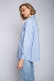 4890-155920 Oversized Blouse met Stretch - Licht Blauw