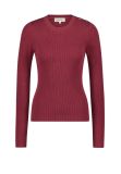 Geribde pullover met aangesloten pasvorm, lange mouwen, ronde hals en hartvormige knoopjes op de schouder van het merk Fabienne Chapot in de kleur diep rood.