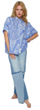 Paisley print blouse van het merk Emily van den Bergh met korte mouwen, knoopsluiting en oversized pasvorm.