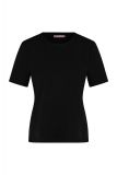Zwart travel t-shirt van het merk Studio Anneloes.