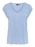 T-Shirt van het merk Pieces met korte mouw en V-hals met een regular fit in de kleur vista blue.
