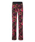 Flare broek met elastieken tailleband en all-over bloemenprint van het merk Cambio in de kleur bruin/roze.