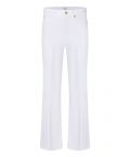 5-Pocket jeans van het merk Cambio met flared pijpen en gerafelde zoom in de kleur wit.