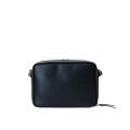 Crossbodybag van classic runderleer van het merk Fmme. in de kleur zwart.