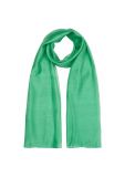 Langwerpige shawl van het merk Comma in de kleur groen.