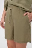 Korte broek van het merk Freequent met steekzakken tailleband met riemlussen en strikkoordje in de kleur groen.