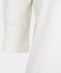 Fijnbrei top van het merk Esqualo met ronde hals en halflange mouwen in de kleur off white.