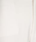 Soepelvallende broek met steekzakken voor en paspelzakken achter van het merk Esqualo in de kleur off white.