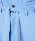 Modal rok met knoopsluiting, riemlussen en strikceintuur van het merk ESqualo in de kleur blauw.