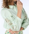 Esqualo blouse met lange mouwen met uitgewerkte details in de kleur groen.