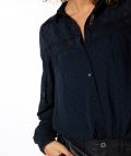 Plumetis blouse met tape en lange mouwen van het merk Esqualo in de kleur zwart.