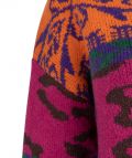 Jacquard trui van het merk Esqualo met V-hals, lange mouwen en geribde boorden in de kleur fuchsia.