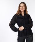 Kanten blouse met lange mouwen en ruches van het merk Esqualo in de kleur zwart.