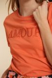 Oranje t-shirt met ronde hals en korte mouwen van het merk Geisha.