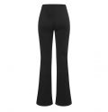 Bootcut broek met voorzakken met ritsje van het merk Cambio in de kleur zwart.