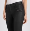 Skinny coated broek van het merk Mac met zakken met ritsjes in de kleur zwart.