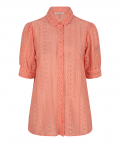 Kanten blouse van het merk Esqualo met korte pofmouwen in de kleur perzik.