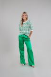 Grace pants met wijde pijpen en elastische tailleband in de kleur groen.