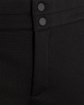 Korte zwarte broek van Freequent met knoop/ritssluiting en elastieken tailleband in de kleur zwart.