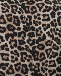 Leopard print blouse van Freequent met korte mouw, v-hals en knoopdetail.