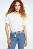 T-Shirt van het merk Fabienne Chapot met korte mouwen, ronde hals en geborduurde hartjes in de kleur cream white.